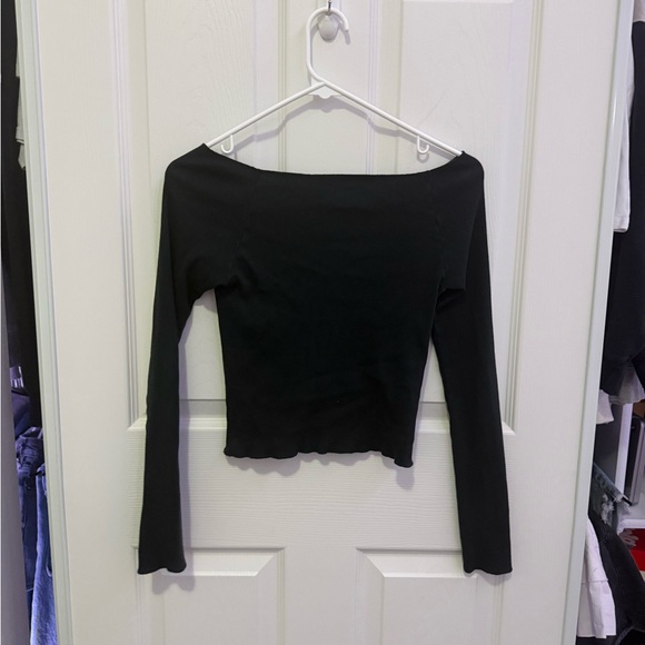 Brandy Melville John Galt Black Radio Silence Ribbed Long Sleeve Top - Picture 4 of 4